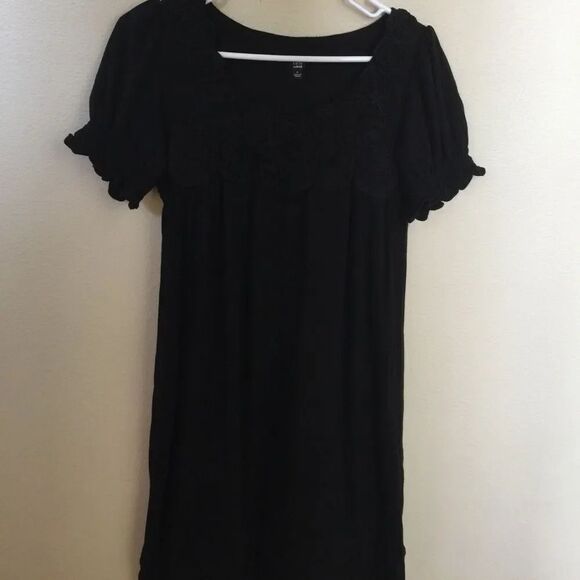 Saks Fifth Avenue black knit midi dress, 4 - Picture 1 of 4